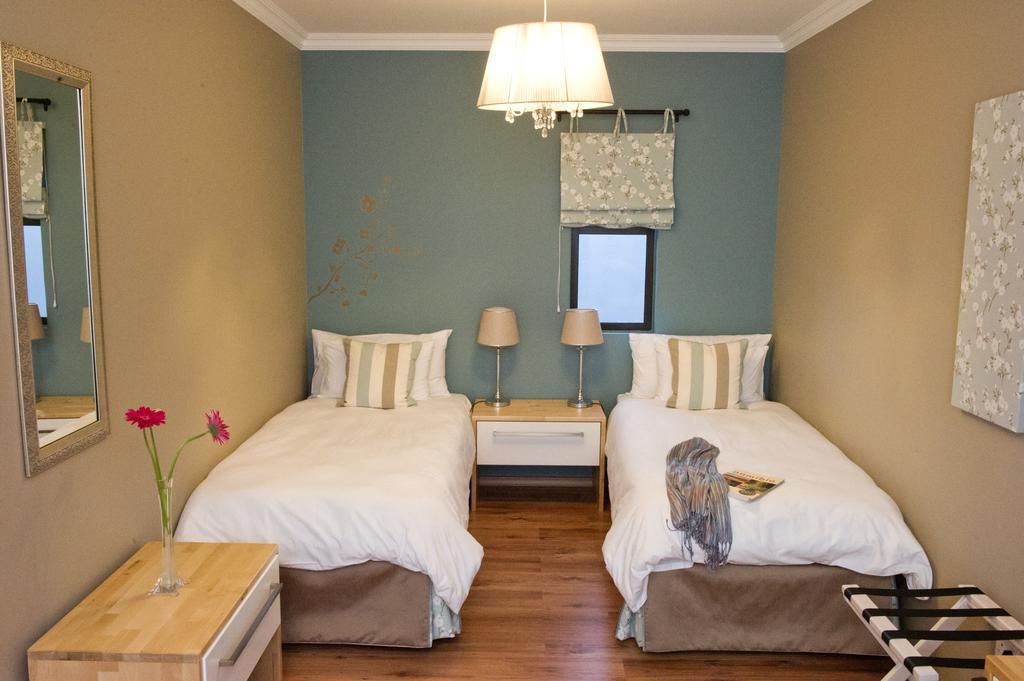 Namib Guesthouse Свакопмунд Экстерьер фото
