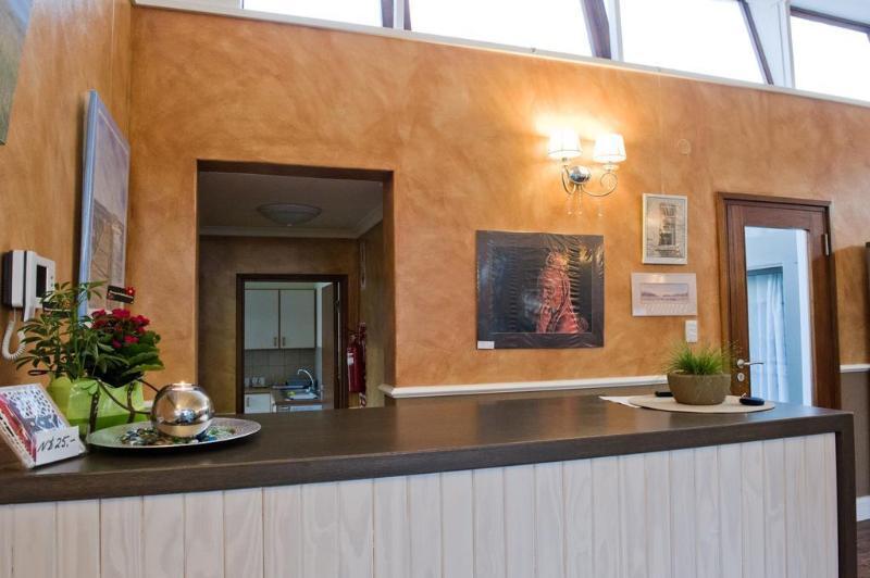 Namib Guesthouse Свакопмунд Экстерьер фото